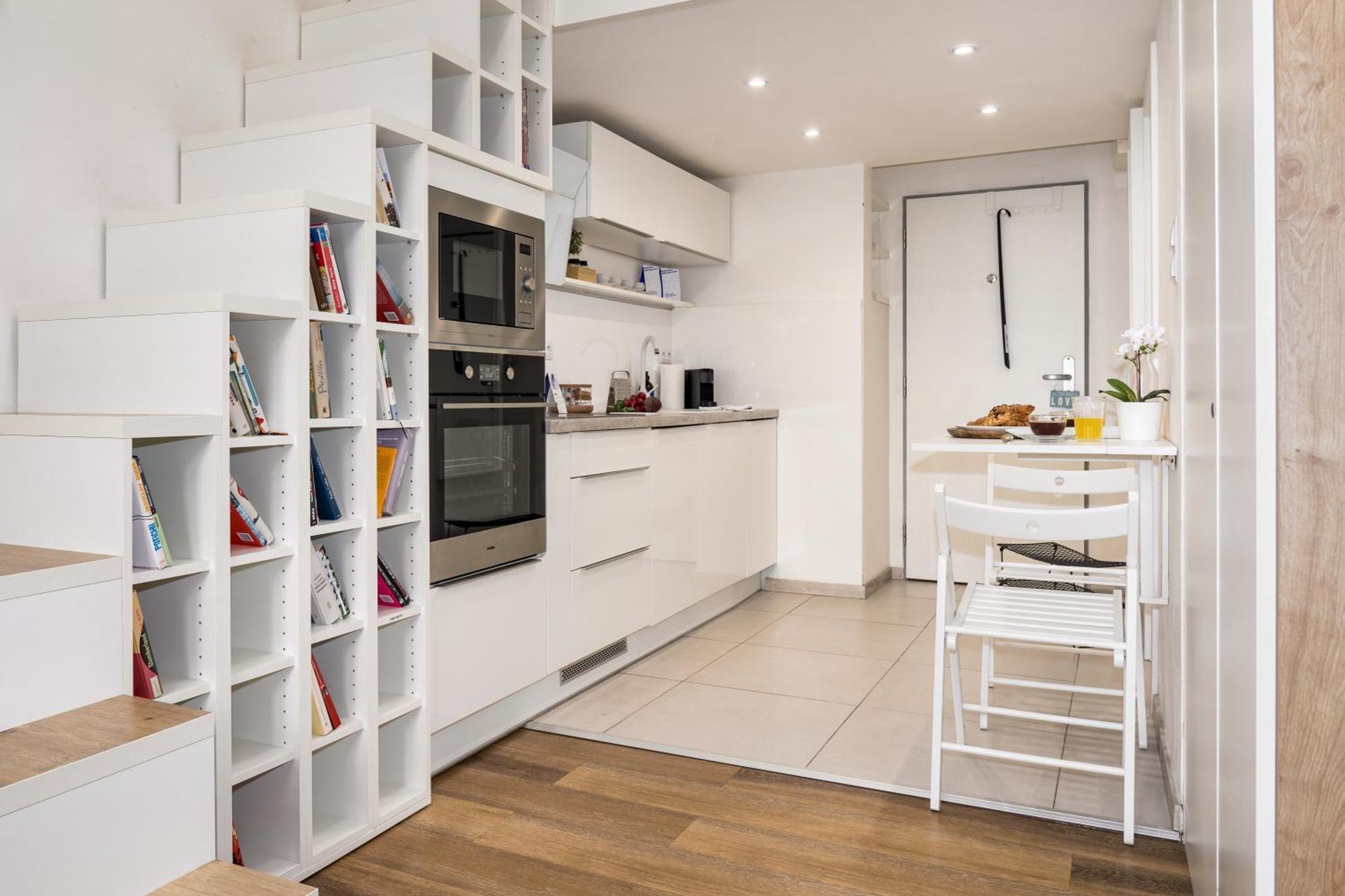 Days - Cozy - Netflix - Hip Karlin Apartment